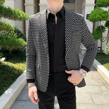 2023-Бутик за мъжка мода в света на стил в стил мозайка, всекидневни джентълменско Корейски вариант на елегантния блейзър за водещ на сватбата в британския стил