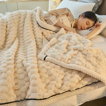 2023 НОВО градините или коралово бархатное одеяло на дивана одеяло за кондициониране на въздуха одноместное малко одеяло одеяло есен и зима
