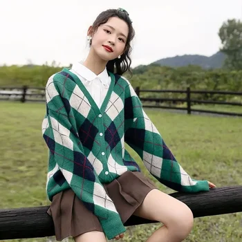 Дамски пуловери в клетка с кръгло деколте, зимна вязаный топ копчета за жени, Зелена жилетка, топло Корейски луксозен дизайнерски, Студената мода